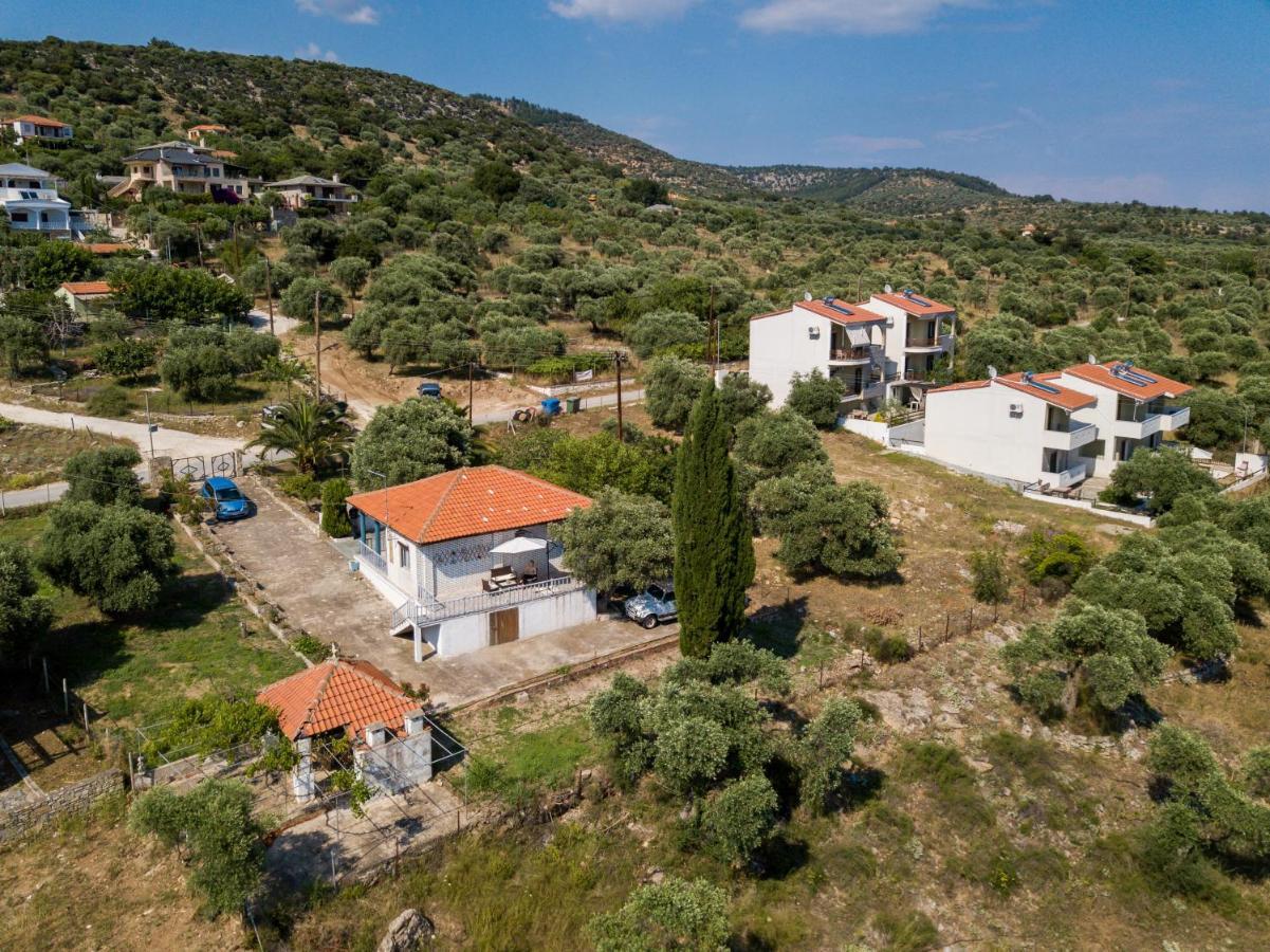 Olive Cottage Astris Esterno foto