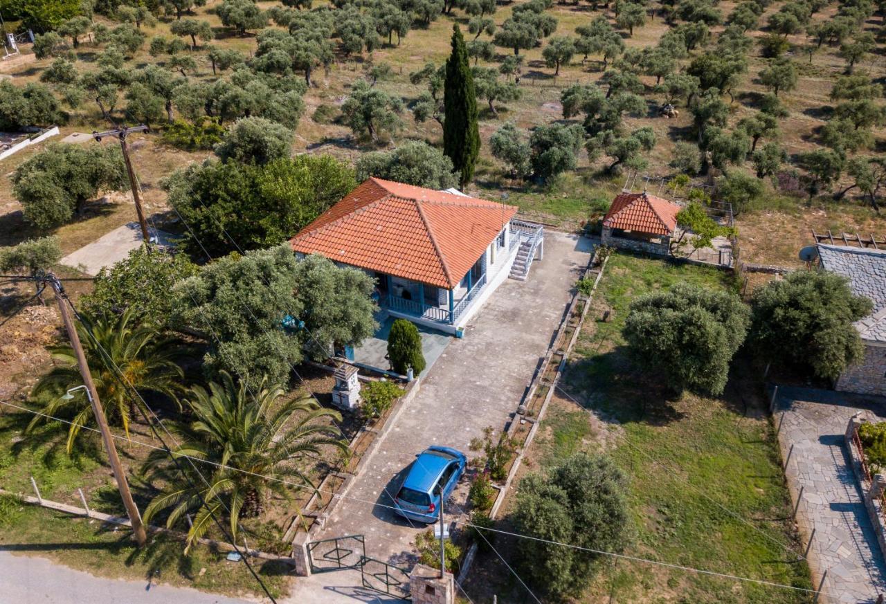 Olive Cottage Astris Esterno foto